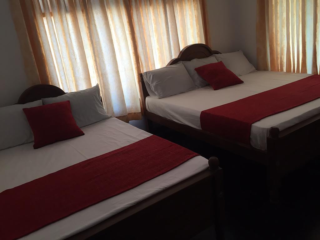 Yaarl Holiday Inn Dżafna Zewnętrze zdjęcie