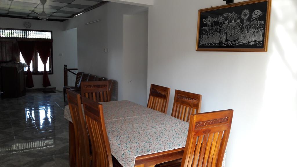 Yaarl Holiday Inn Dżafna Zewnętrze zdjęcie
